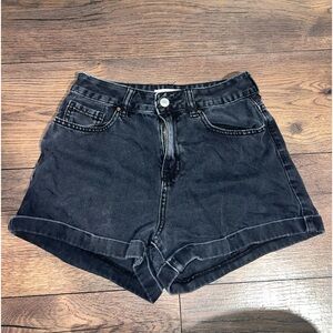 size 24 black pacsun mom shorts